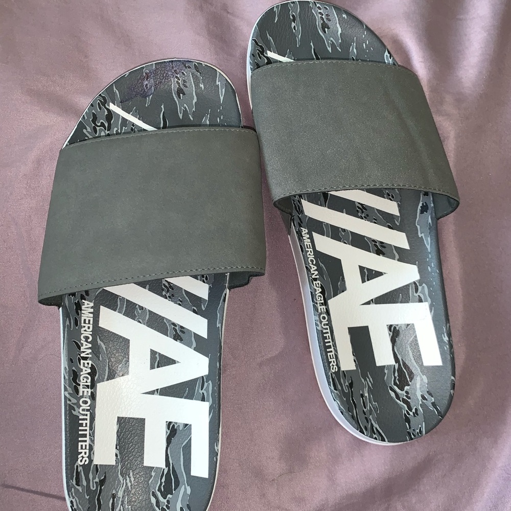 American Eagle Slides